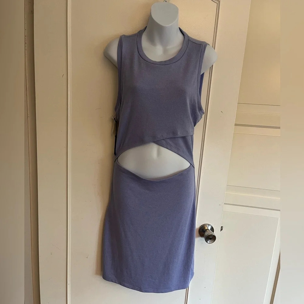 Wilfred Free Jada cutout bodycon lavender color size large. Vacation party dress - Picture 3 of 13